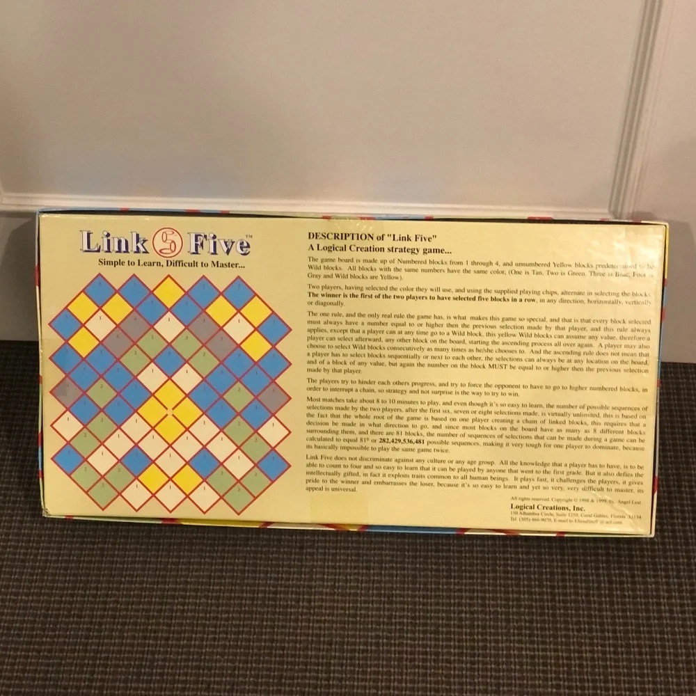 LINK FIVE LOGIC & STRATEGY BOARD GAME - NEVER OPENED